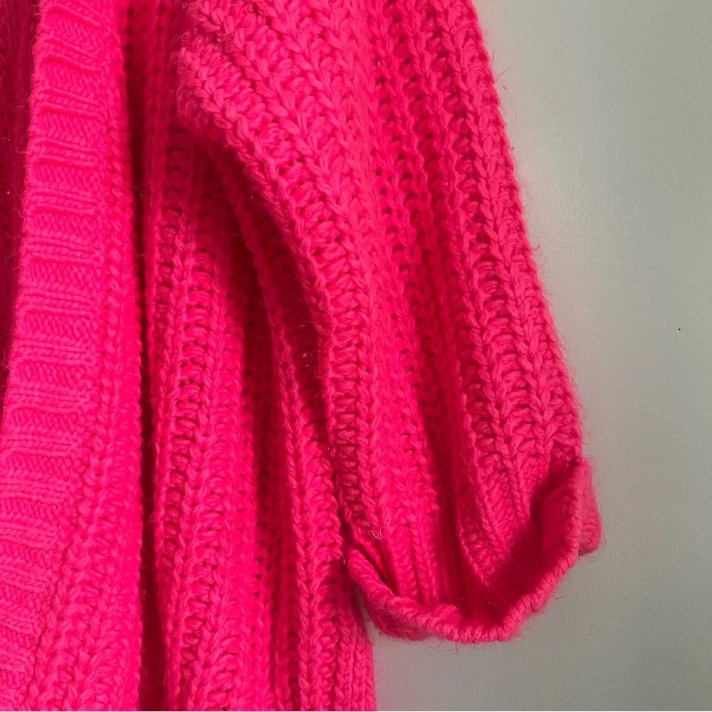 Silence + Noise Neon Pink Chunky Ally Cardigan Urban Outfitters - Picture 6 of 13